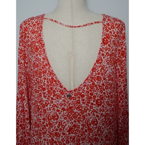 Billabong Red & White Floral Gauzy Dress Women’s Sz M
swimsuit Coverup - Picture 5 of 10